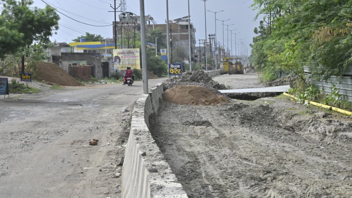 Kanpur News : रोड है जिस क्रांतिकारी के नाम उसका ही नहीं नाम-ओ-निशान मैनावती मार्ग का नामकरण वीरांगना को भूल गए जिम्मेदार