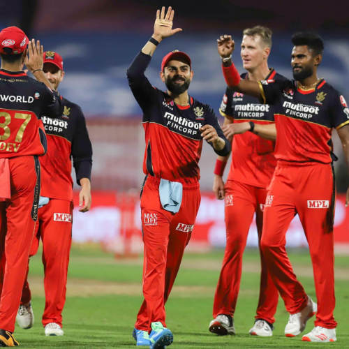 IPL 2020 RCB vs KKR: 10 बार येे कारनामा करने वाली पहली जोड़ी बनी कोहली-डिविलियर्स की
