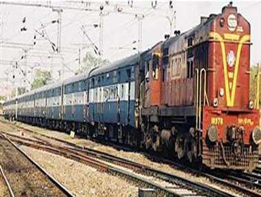 निरंजन पर एक और मेगा ब्लॉक