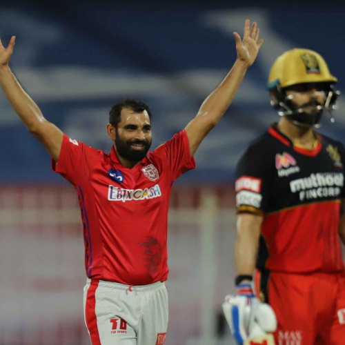IPL 2020 KXIP vs RCB: अस्पताल से लौटते ही क्रिस गेल ने मचाया धमाका, मैदान में की छक्कों की बारिश