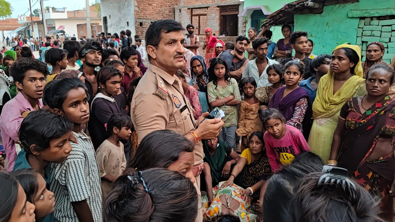 अलग-अलग सड़क हादसों में चार की मौत परिवारों में मचा कोहराम