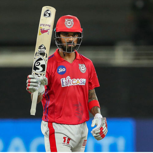 IPL 2020 MI vs KXIP: पहली बार एक आईपीएल मैच में खेले गए दो सुपर ओवर, तस्वीरों में देखें मैच का रोमांच