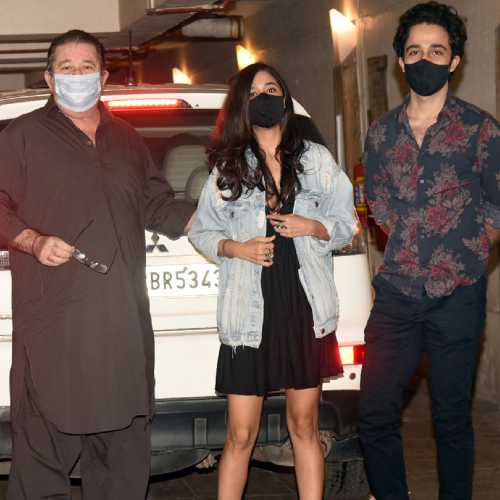 Kareena Kapoor Birthday: बहन करिश्मा के साथ पार्टी कर मनाया अपना 40वां बर्थडे
