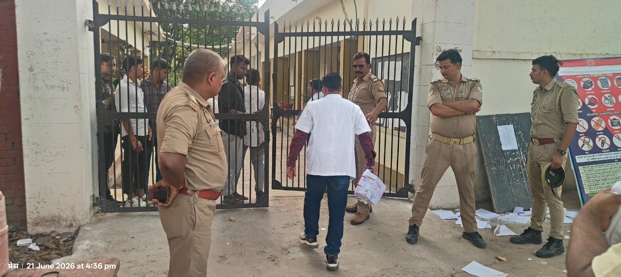 फिजिक्स और केमिस्ट्री ने उलझाया आसान रहे बायोलाजी के प्रश्न