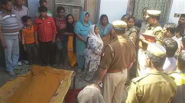 बंदर घुड़की ने ली महिला की जान