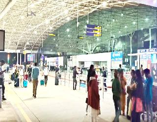 होली में घर वापसी बनी ‘लक्ज़री’