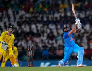 Ind vs Aus 2nd T20I Highlights: 8-8 ओवर के मैच में रोहित का आया तूफान, उड़ गए कंगारु