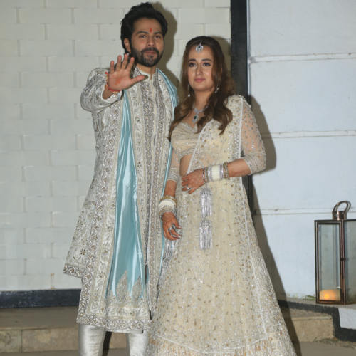 Varun Dhawan wedding pics: शादी के बाद वरुण-नताशा की ये तस्वीरें फैंस को आ रही खूब पसंद