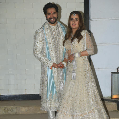 Varun Dhawan wedding pics: शादी के बाद वरुण-नताशा की ये तस्वीरें फैंस को आ रही खूब पसंद