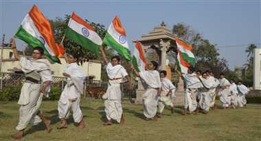 एएसपी संतोष और हेड कांस्टेबल राजकुमार को राष्ट्रपति पदक