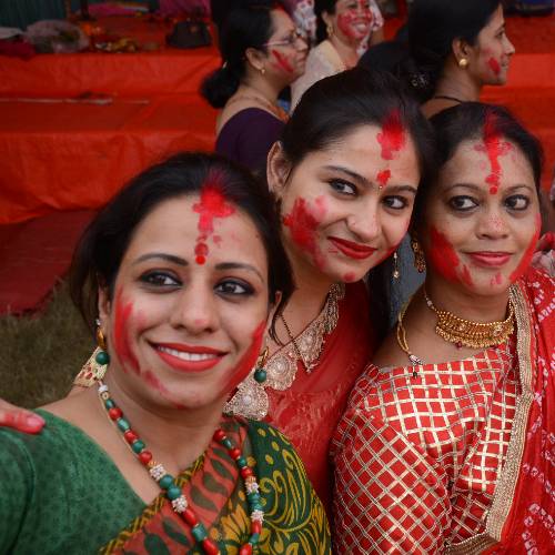 कानपुर में दशहरा, विजयादशमी उत्सव के रंग, विसर्जन से पहले सिंदूरखेला