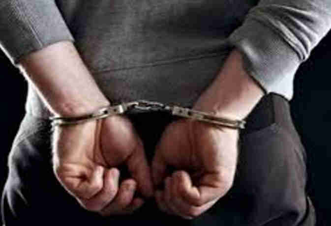 फर्जी लाइसेंस पर कोडीन कफ सिरप का कारोबार करने वाला 25 हजार का इनामी गिरफ्तार