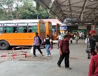 योजनाएं तो हैं, लेकिन सुविधाएं कहां?