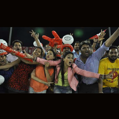 आप भी मिलिए IPL के दीवानों से, देखें हैं कभी ऐसे क्रेजी फैंस