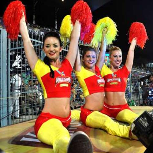 IPL चीयरलीडर्स! खेल और ग्लैमर का कॉकटेल