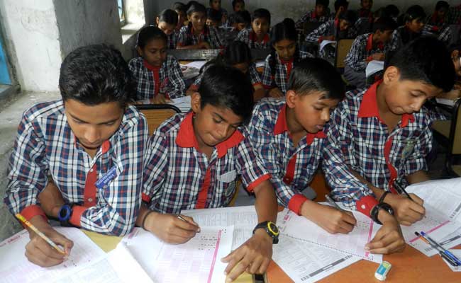 Indian Intelligence Test Organised At Gorakhpur, Photo Gallery Inext Live