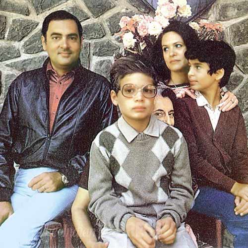 पिता के साथ बेफिक्र राहुल, उनकी इन तस्वीरों पर आपको भी आ जायेगा प्यार