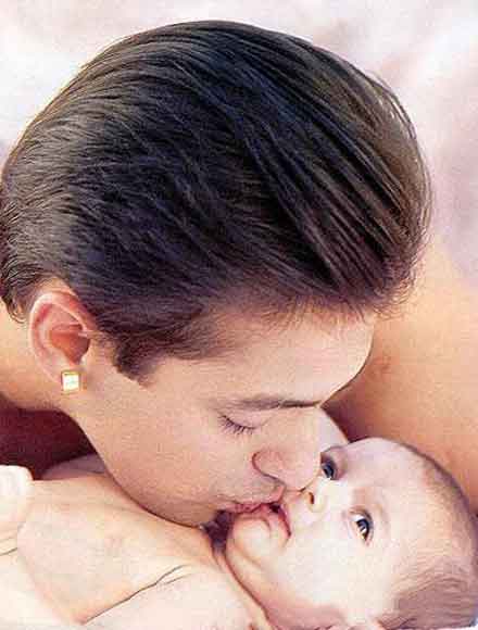 Salman Khan loves kid