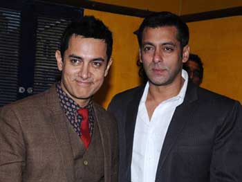 Friends Salman and Aamir