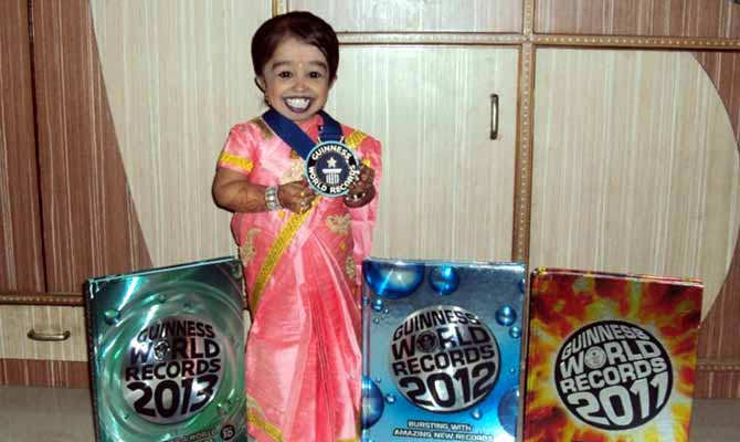 World Smallest Indian Woman Jyoti Amage Wants Life Protection- दुनिया ...