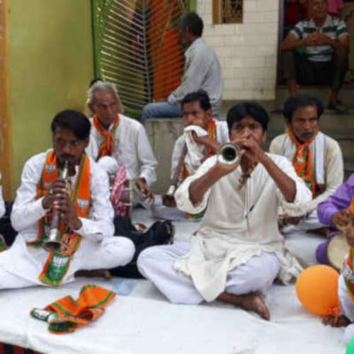 पीएम मोदी का मेगा रोड शो, देखें स्वागत की तैयारी