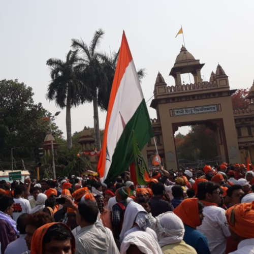 पीएम मोदी का मेगा रोड शो, देखें स्वागत की तैयारी