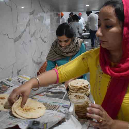 इक ओंकार सतनाम