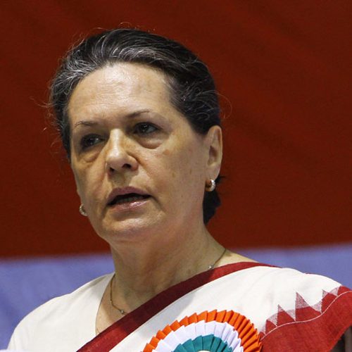 कल और आज: क्या आप पहचान सकते हैं इन भारतीय महिला राजनीतिज्ञों को?