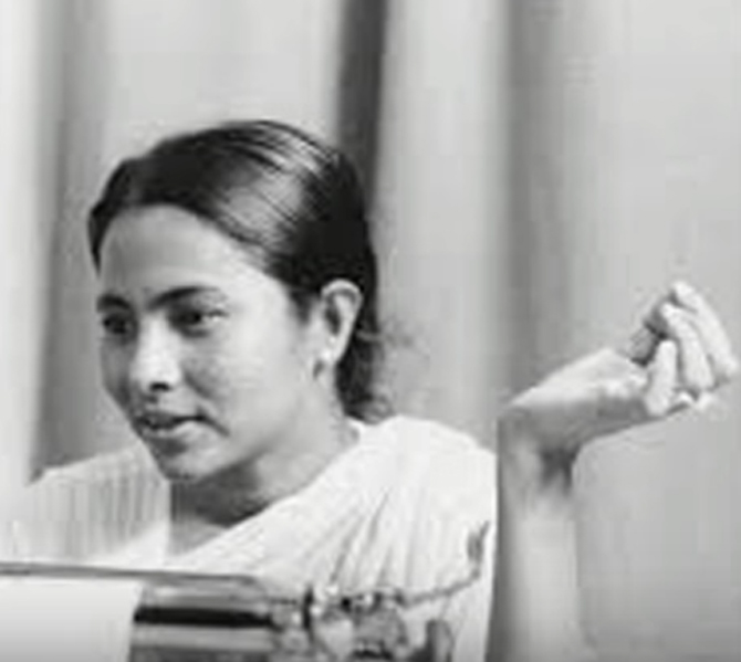 कल और आज: क्या आप पहचान सकते हैं इन भारतीय महिला राजनीतिज्ञों को?